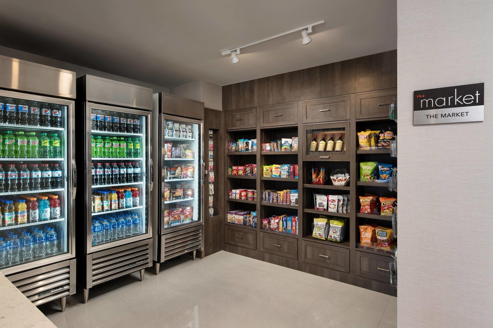 Hotel By Marriott Steele Creek 3*