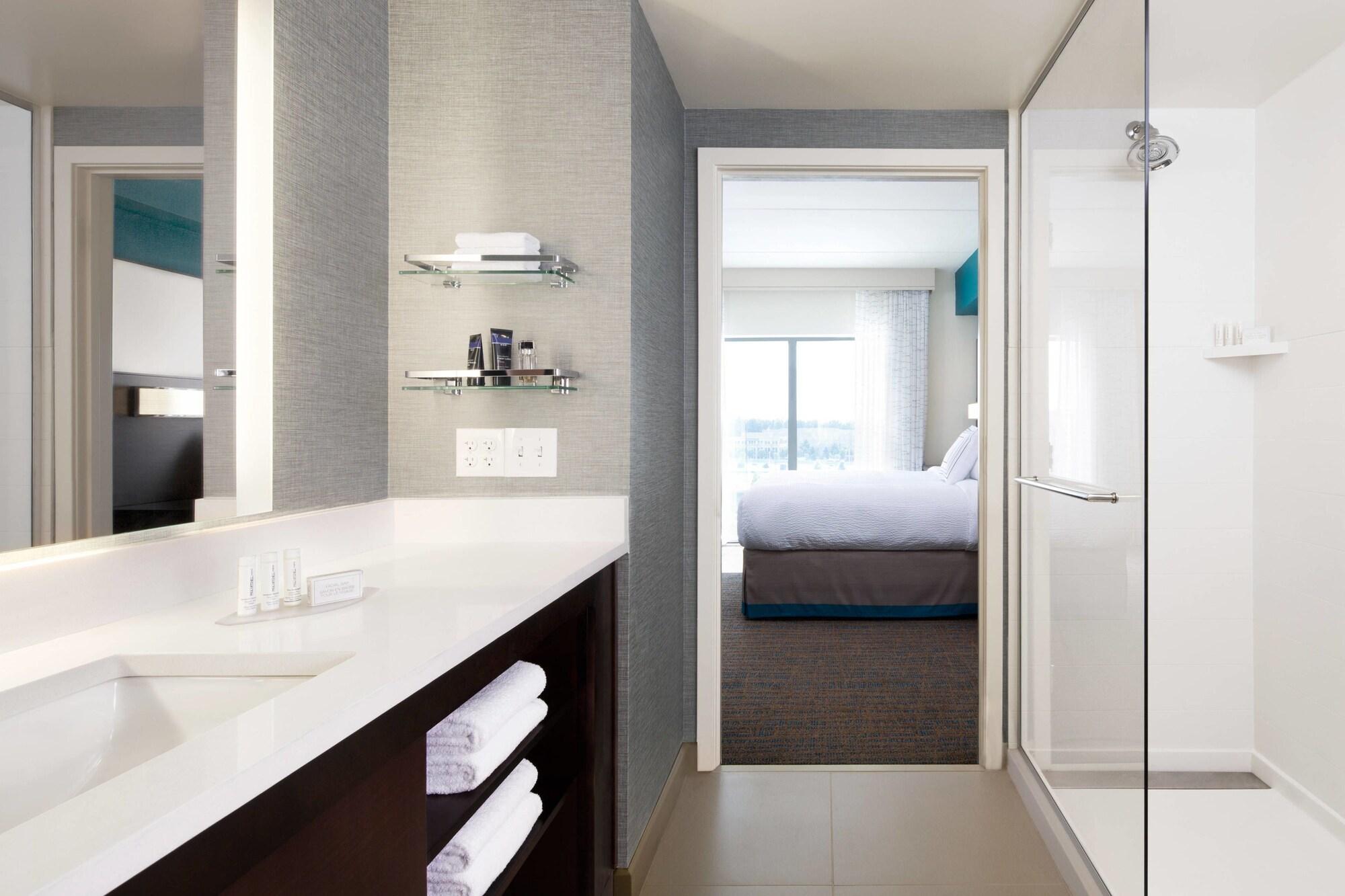 By Marriott Northlake Charlotte