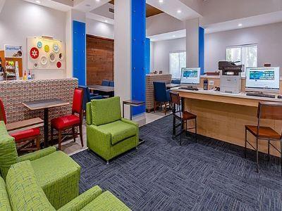 Hotel Express Arrowood By Ihg