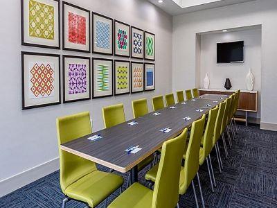 Express Arrowood By Ihg Hotel Charlotte