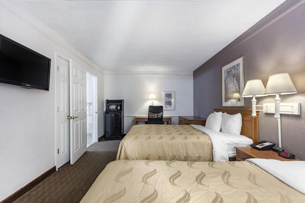 Hotel Quality & Airport 2*