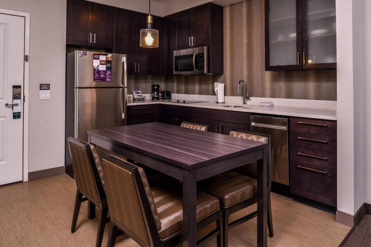 By Marriott Steele Creek Hotel 3*