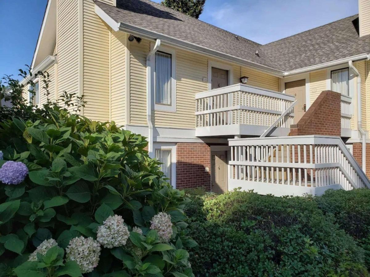 Hotel Surestay By Western Executive Park Charlotte