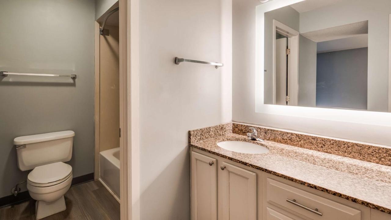 Surestay By Western Executive Park 3* Charlotte