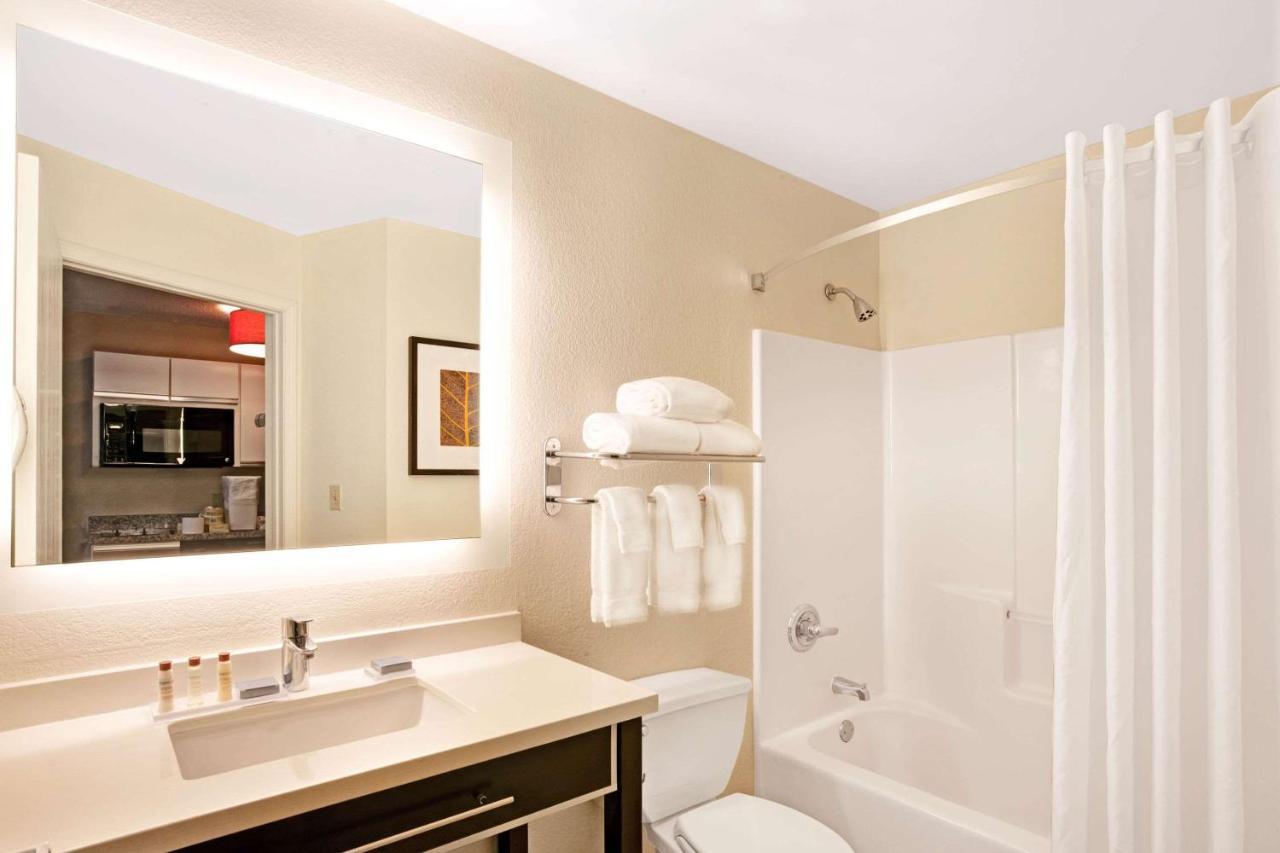 Mainstay - Executive Park Charlotte