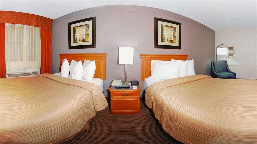 Quality & Airport Hotel