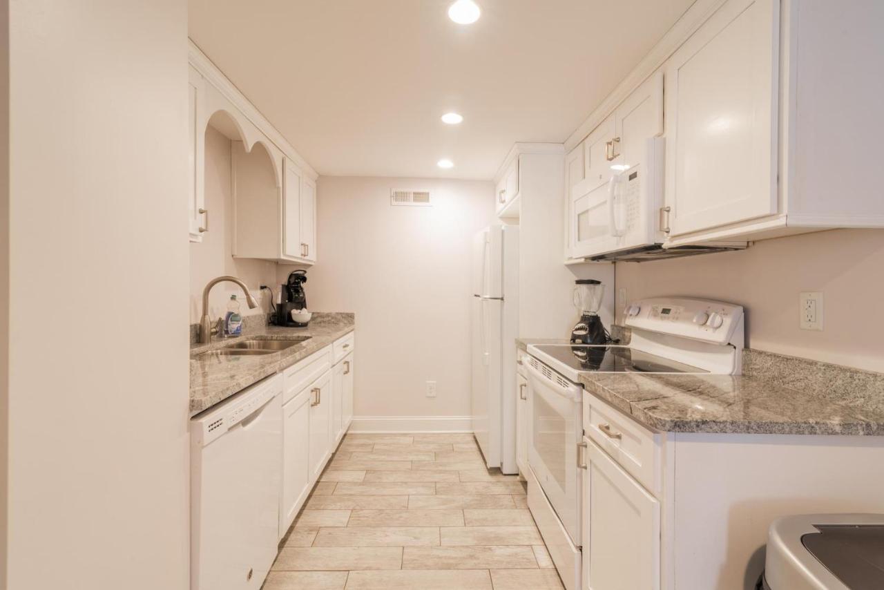 Cool - Close To Uptown - Walk Everywhere * Charlotte
