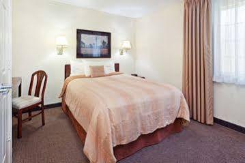 Mainstay - Executive Park 3* Charlotte