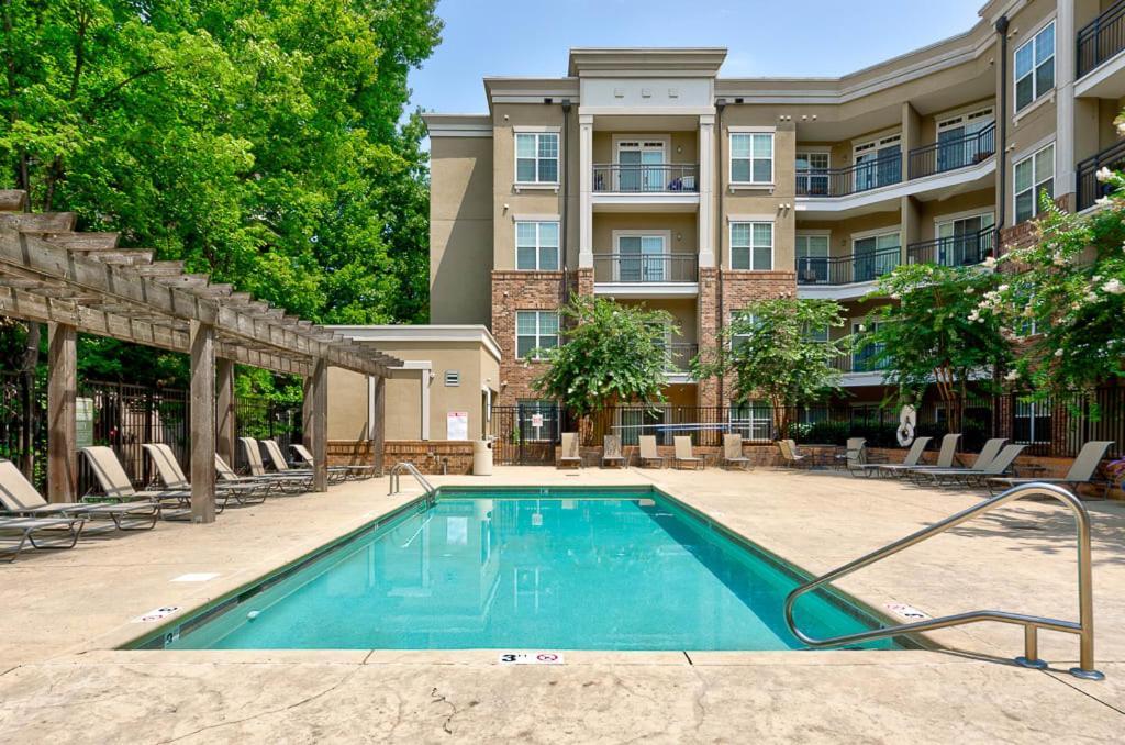 Viagem Airy 1br With Balcony Gym And Parking Charlotte