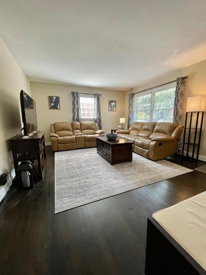 Modern House W/ Easy Access To Upt & Se *