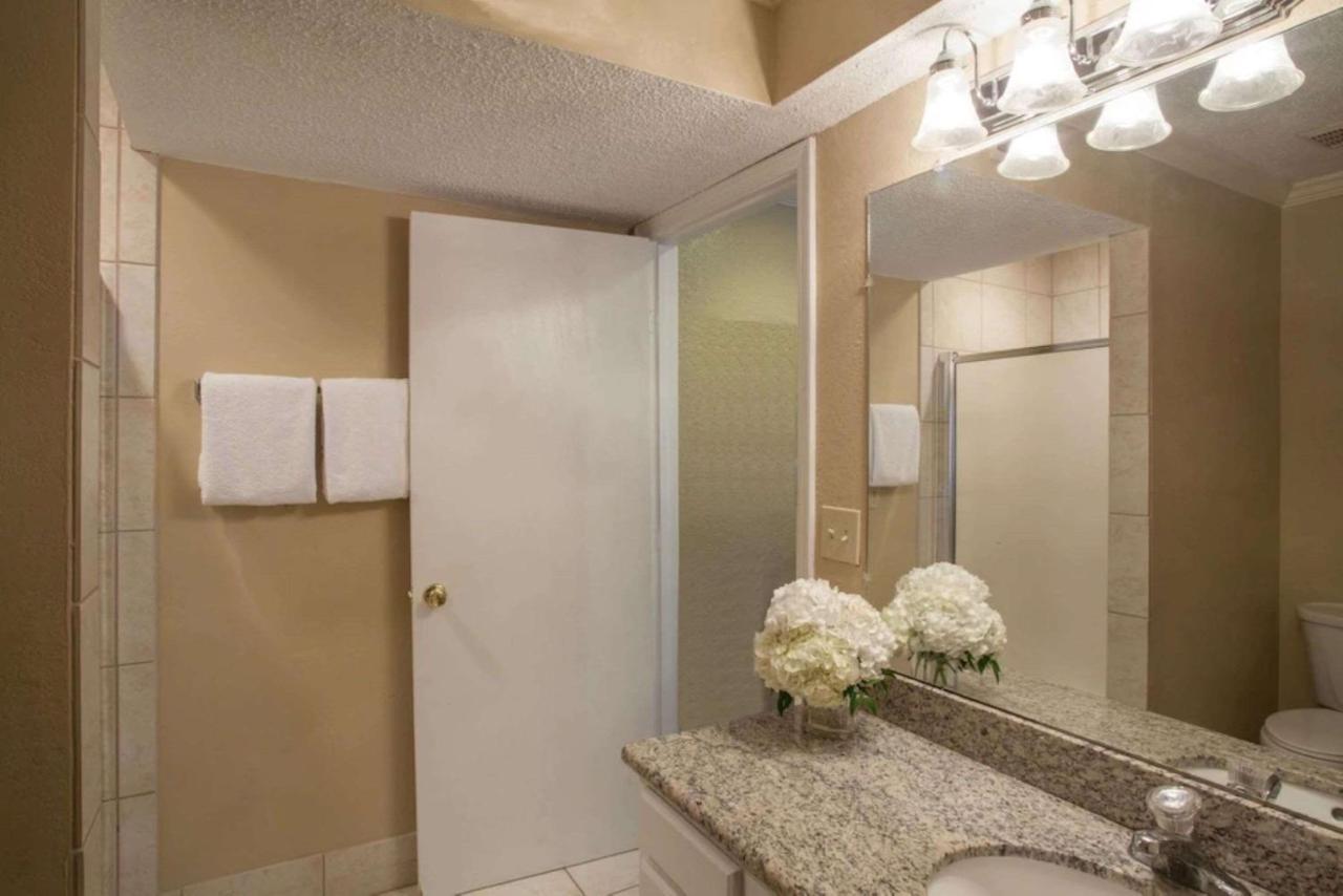 Hotel Surestay By Western Executive Park