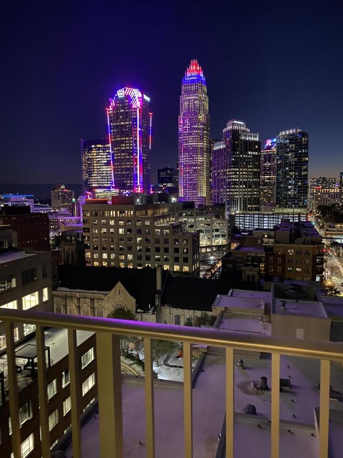 1Bd Nestled Uptown Apartment