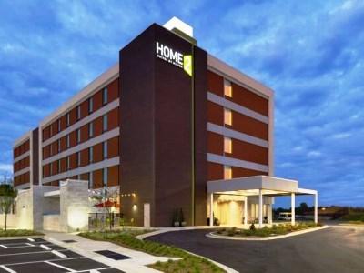 Hotel Home2 By Hilton Airport