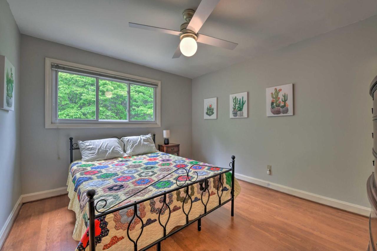 Cozy Retreat With Yard About 5 Mi To Dtwn * Charlotte