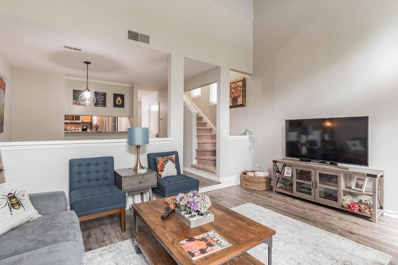 Modern Cozy Townhome * Charlotte