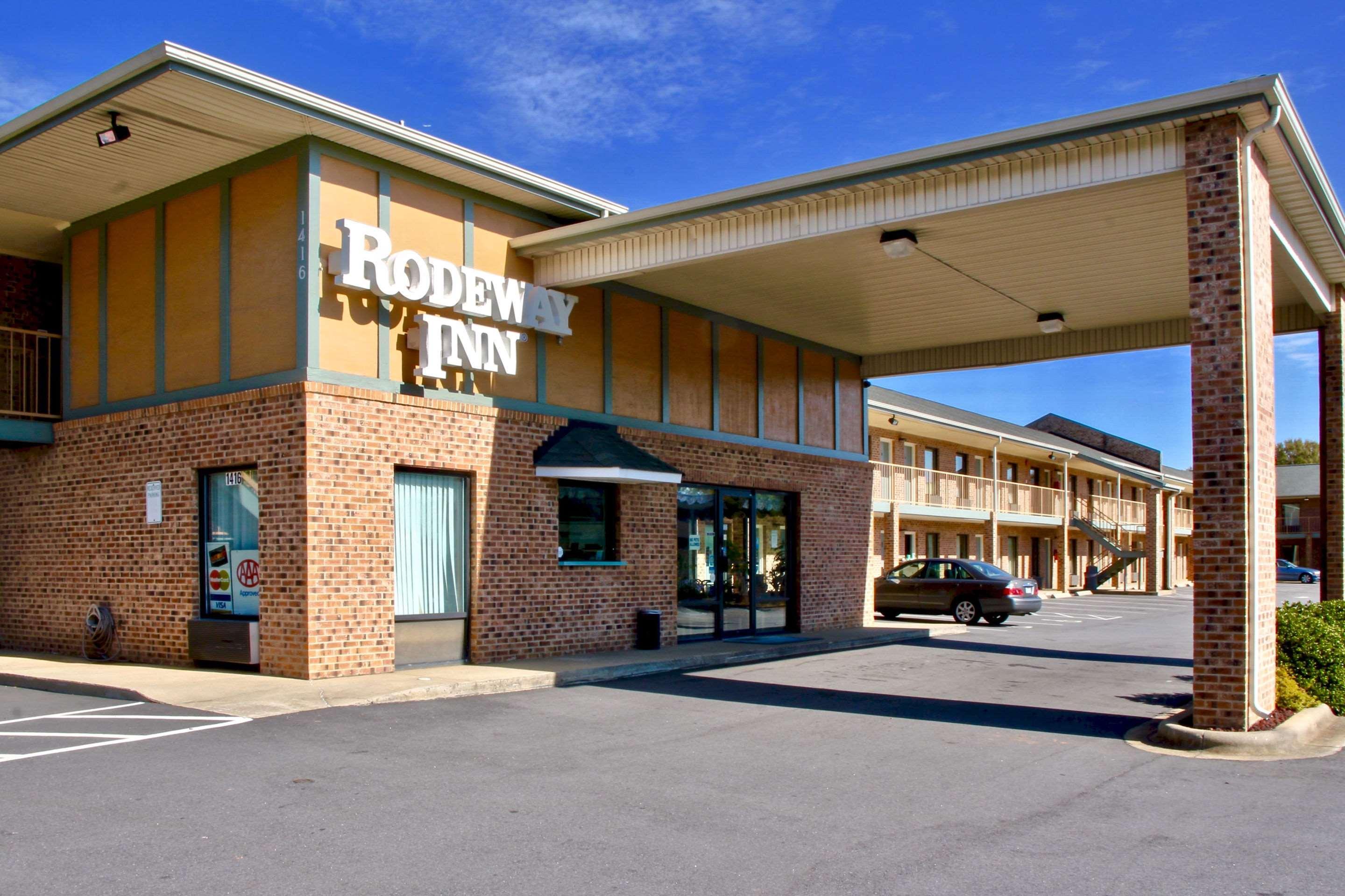 Rodeway Area 2*
