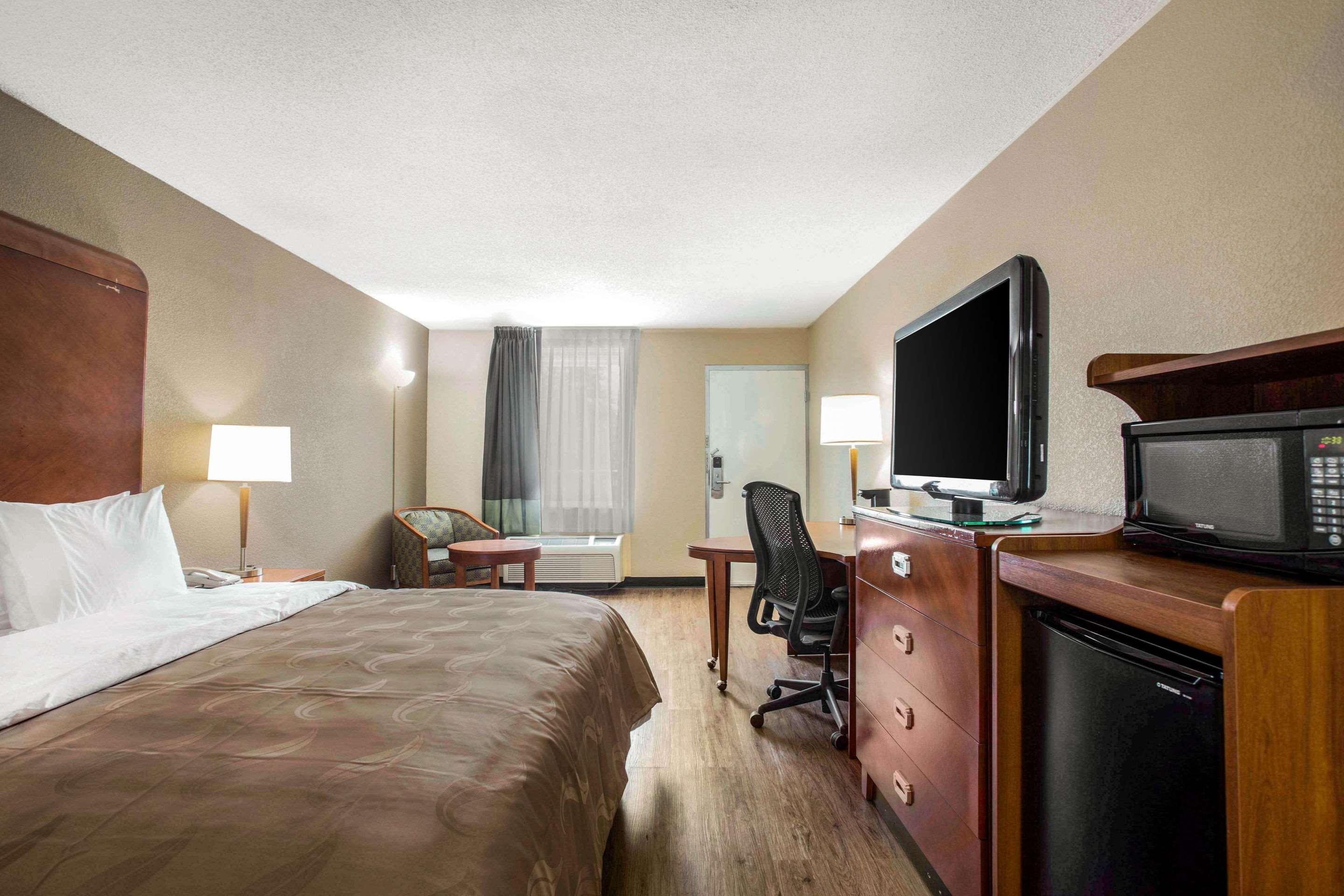 Quality & Area Hotel