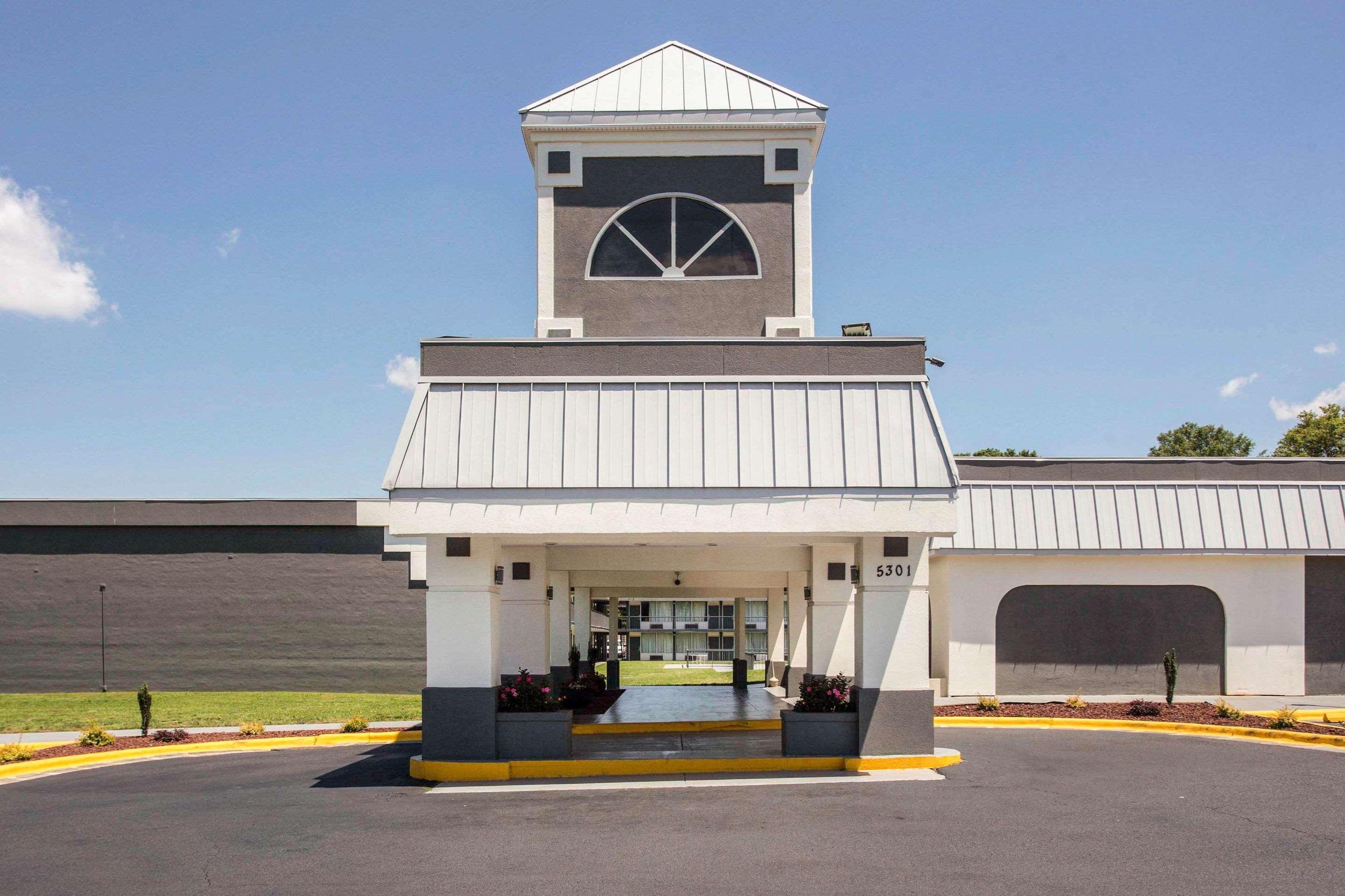 Hotel Quality & Area