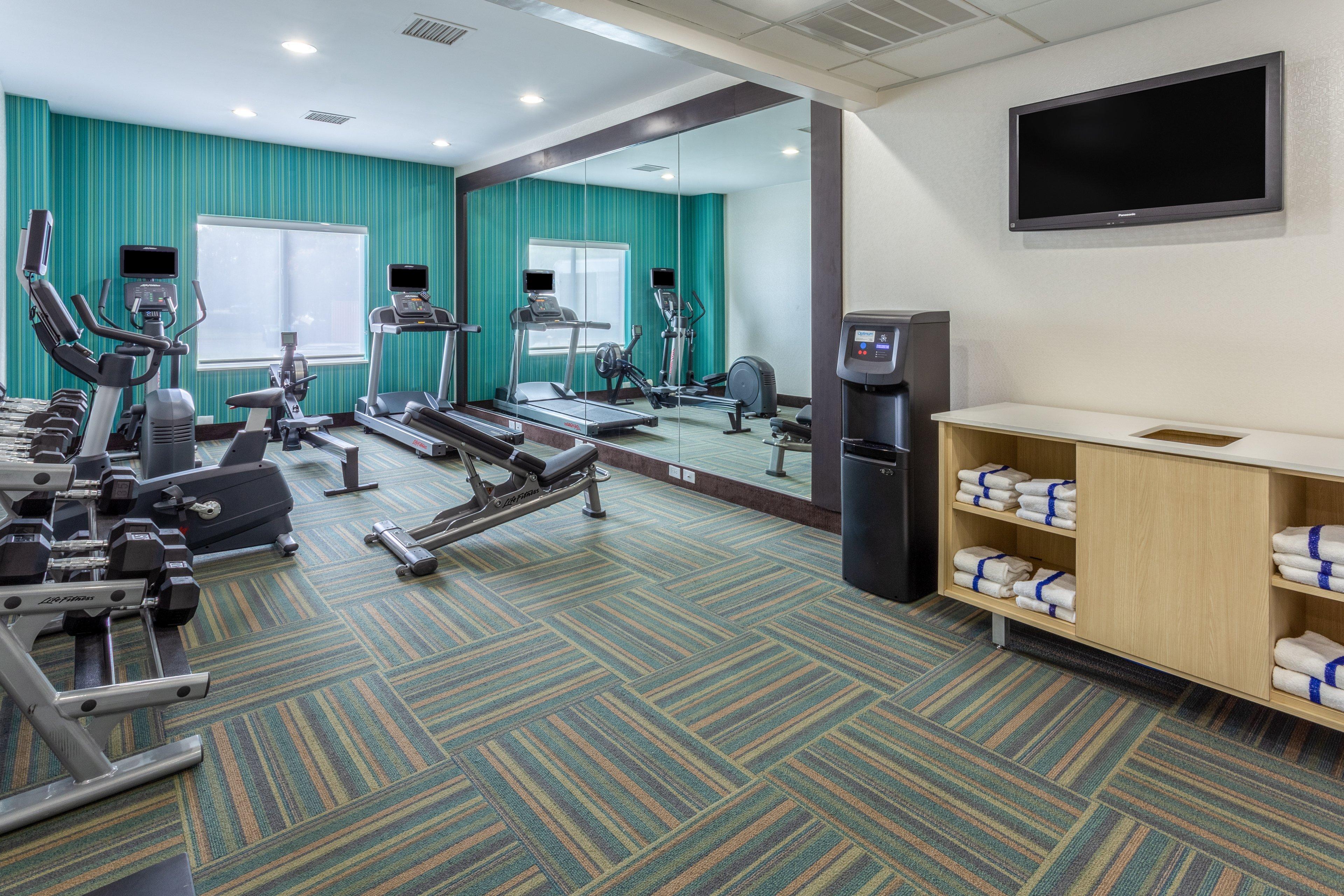 Express Arrowood By Ihg Hotel 2*