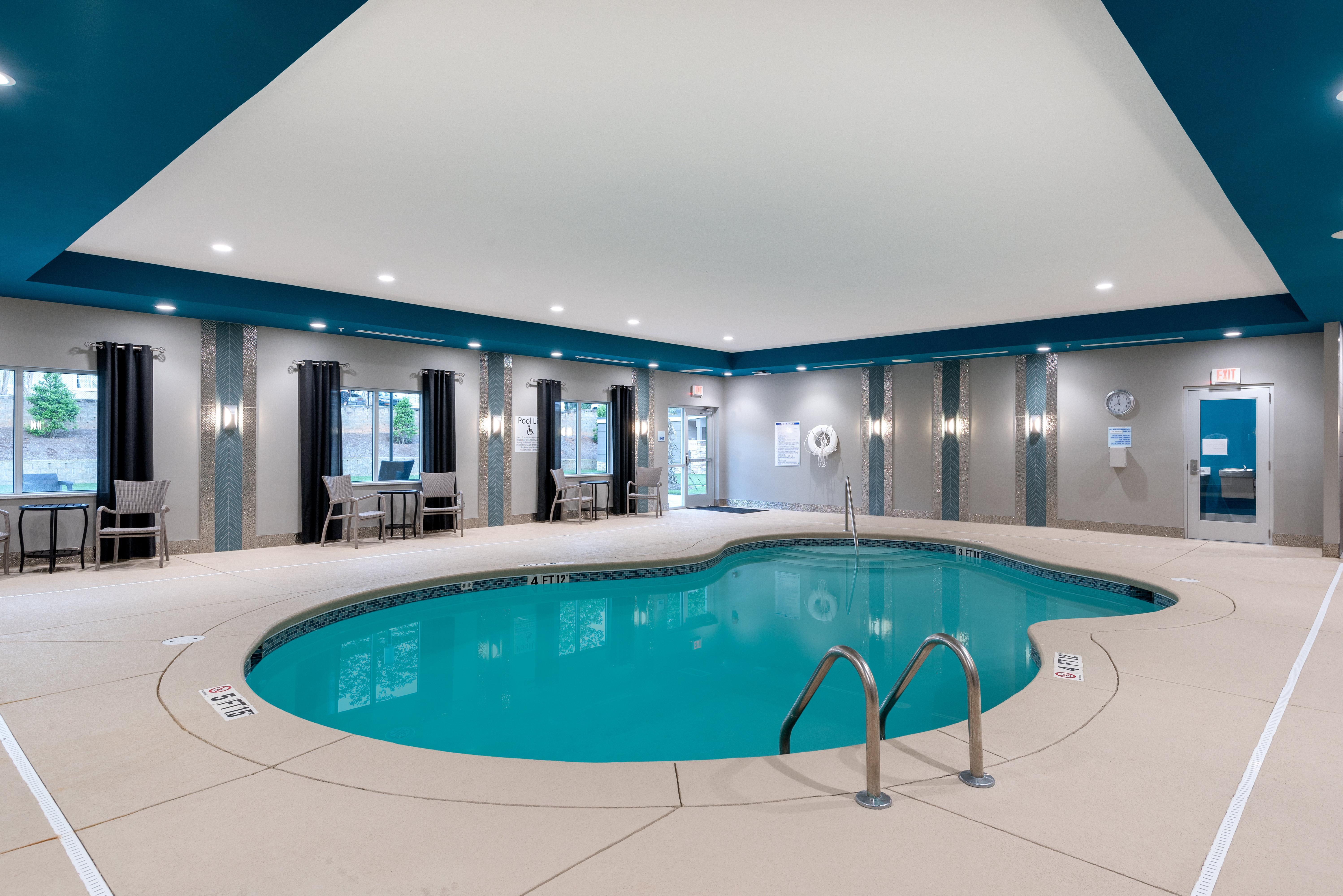 Express & - Airport By Ihg Hotel 3*
