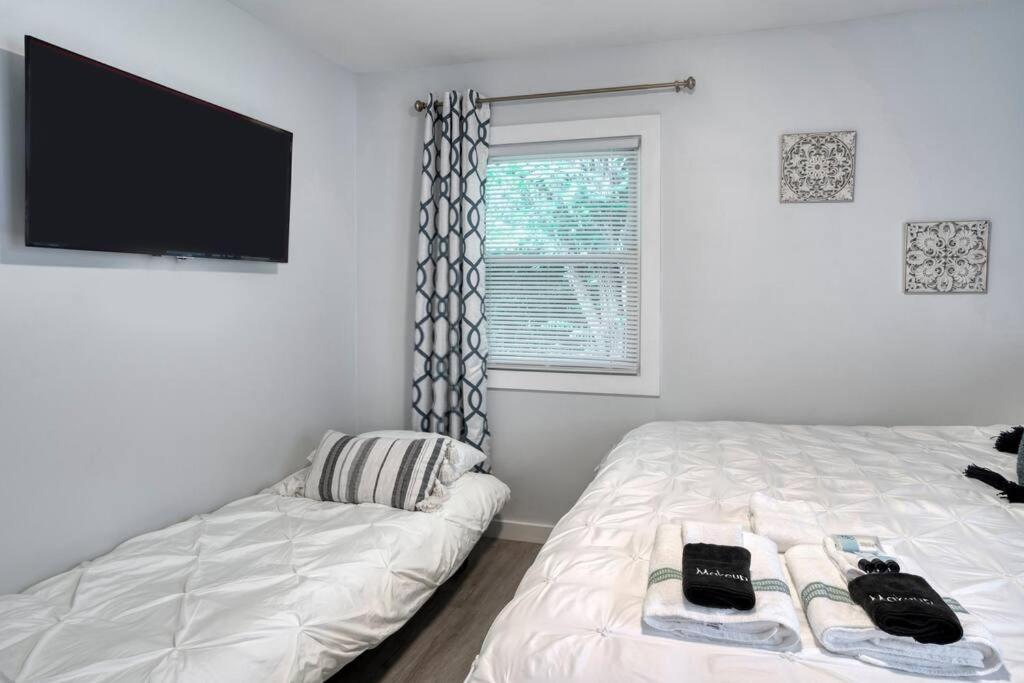 Apartment 2br 1ba Duplex House King Beds Great For Small Groups Close To Uptown Attractions Charlotte