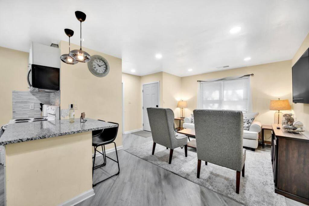 Cozy 2 Bedroom Pineville-matthews Duplex Sleeps 8 *