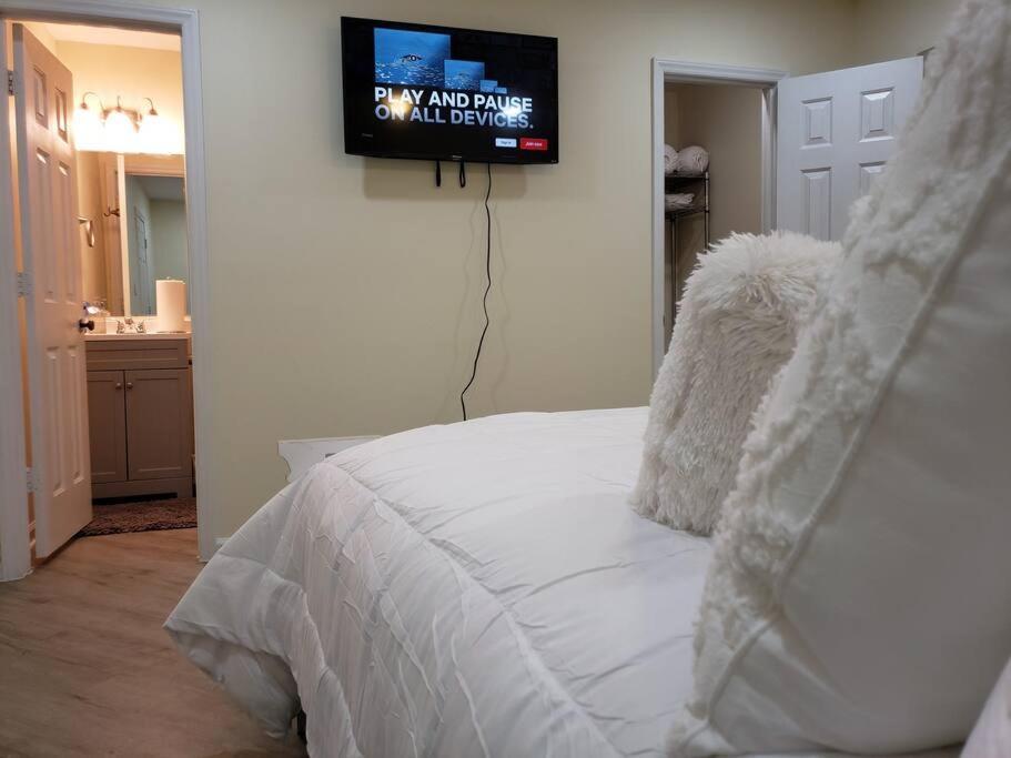 Cozy 2 Bedroom Pineville-matthews Duplex Sleeps 8 * Charlotte