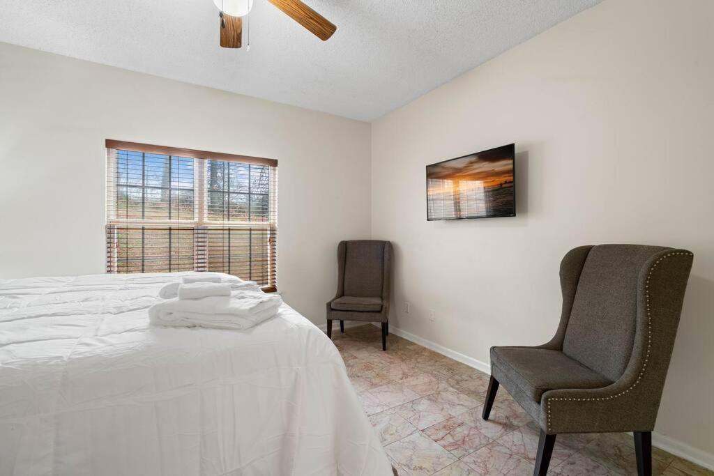 Cozy 4b 2 5b King Beds Jacuzzi Charlotte