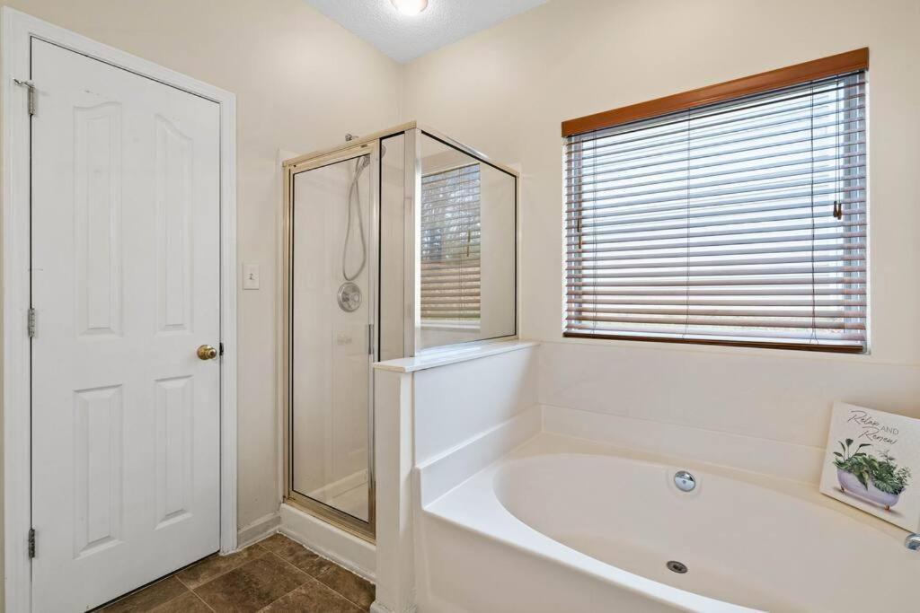 Cozy 4b 2 5b King Beds Jacuzzi *