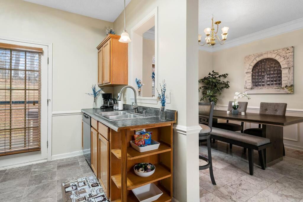 Cozy 4b 2 5b King Beds Jacuzzi *