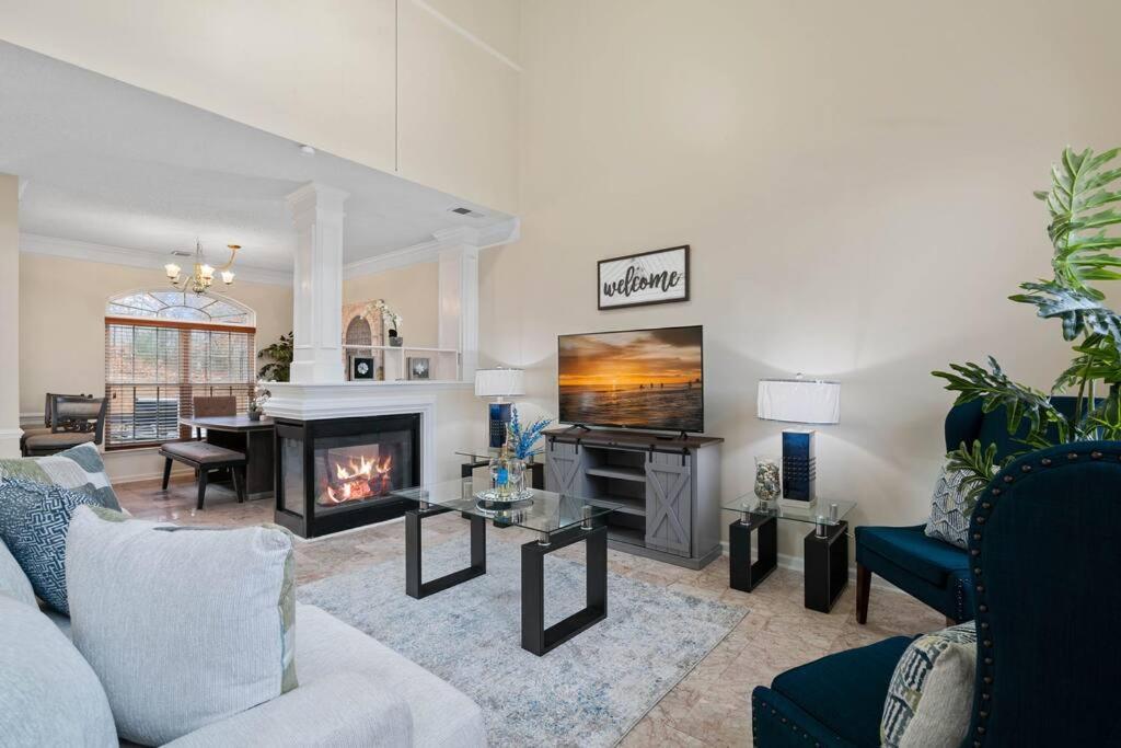 Holiday home Cozy 4b 2 5b King Beds Jacuzzi