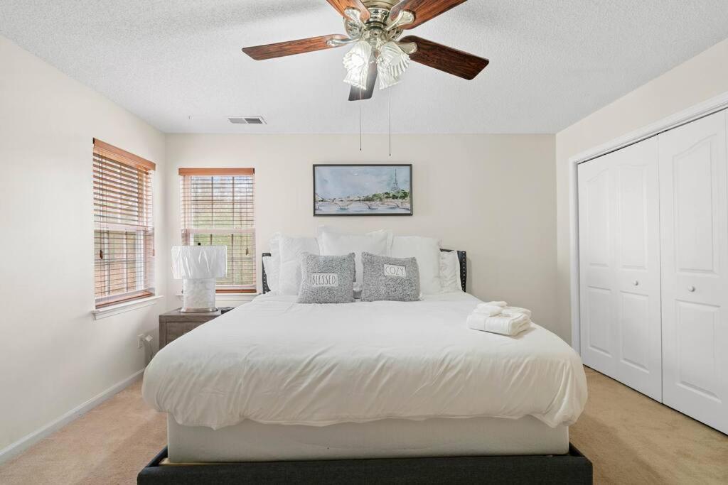 Holiday home Cozy 4b 2 5b King Beds Jacuzzi