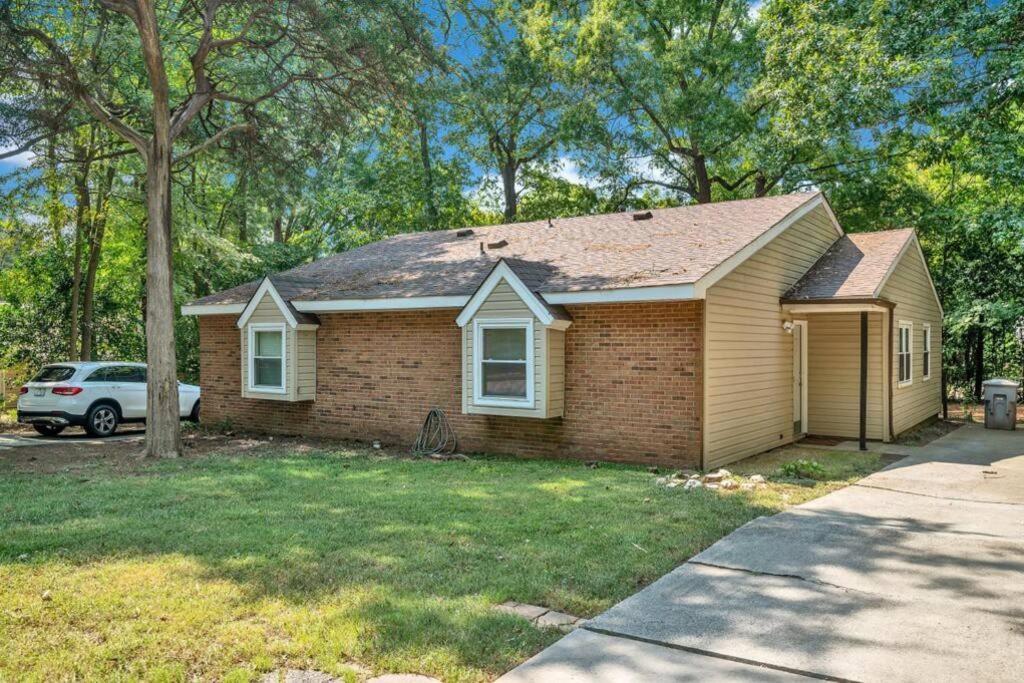 Cozy 2 Bedroom Pineville-matthews Duplex Sleeps 8 Holiday home *