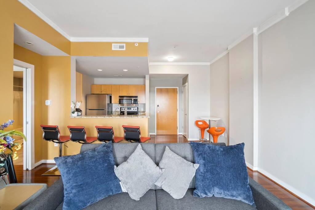 Cozy @ Nc! W/pool- Walk To Uptown * Charlotte
