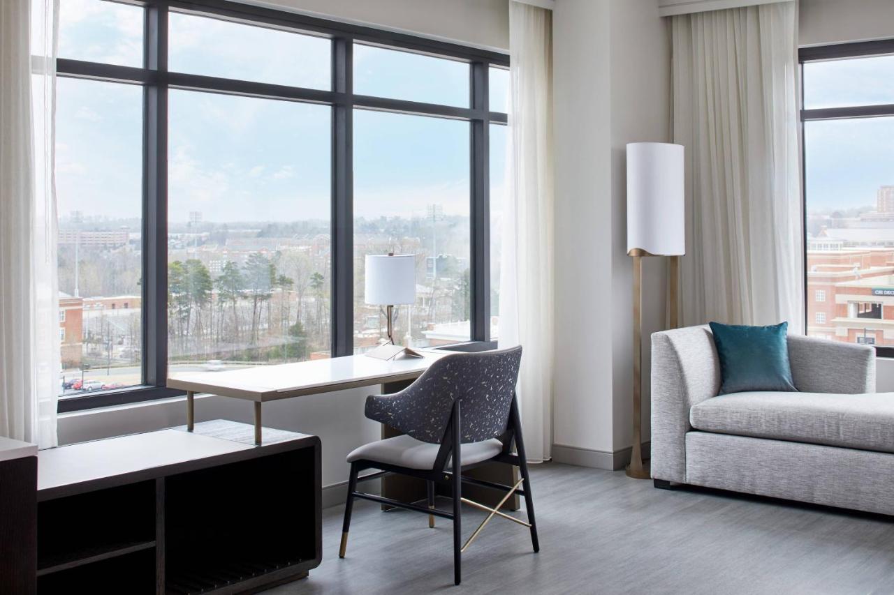 Unc Marriott & Conference Center 3*