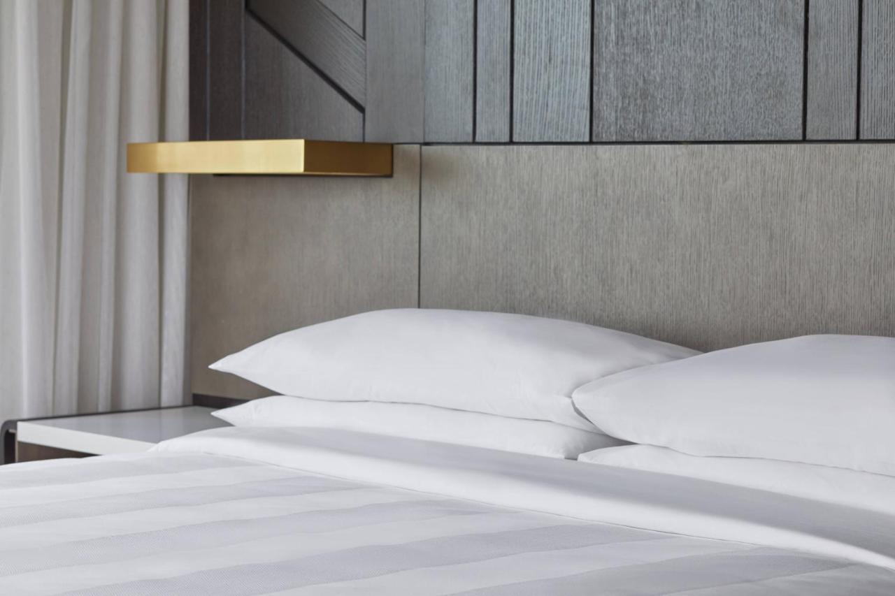 Unc Marriott & Conference Center 3*
