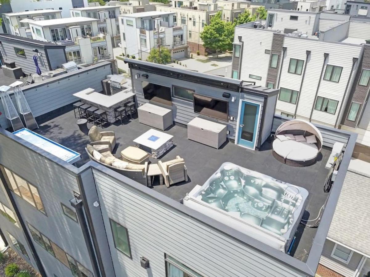 Views - Walking Distance To Panthers Stadium Holiday home *