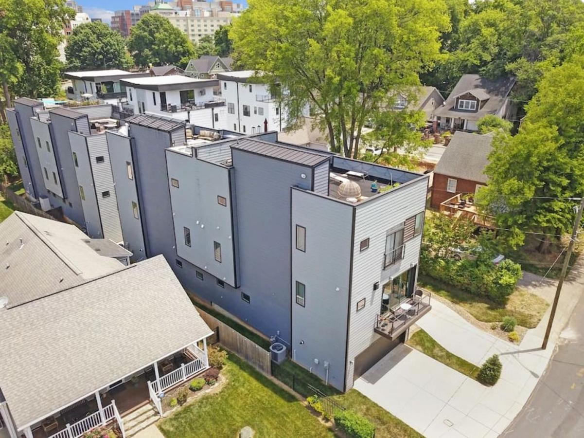 Views - Walking Distance To Panthers Stadium Holiday home Charlotte
