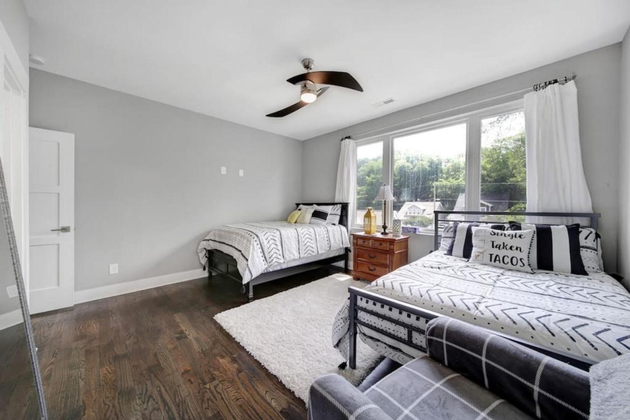Views - Walking Distance To Panthers Stadium