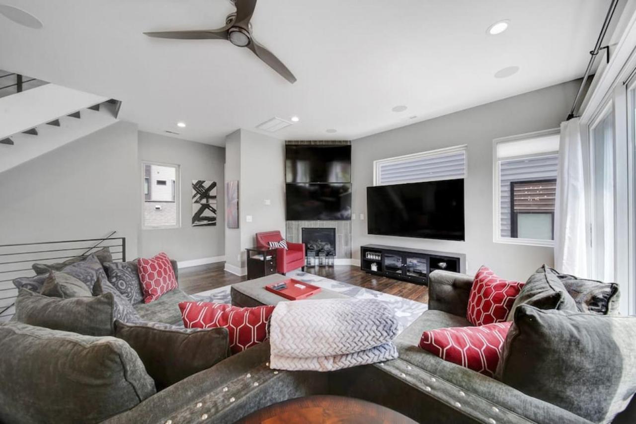 Views - Walking Distance To Panthers Stadium Holiday home