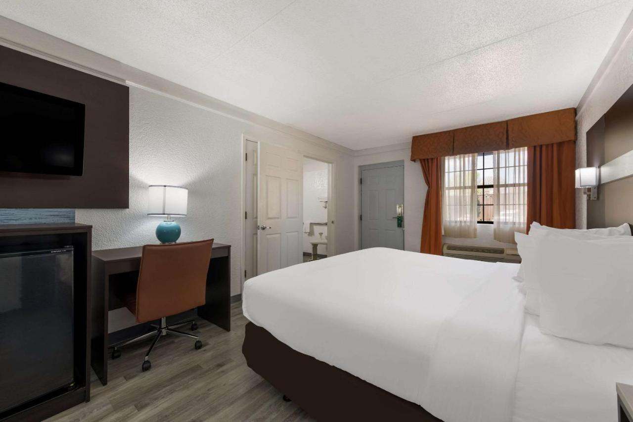 Hotel Quality & Airport 2*
