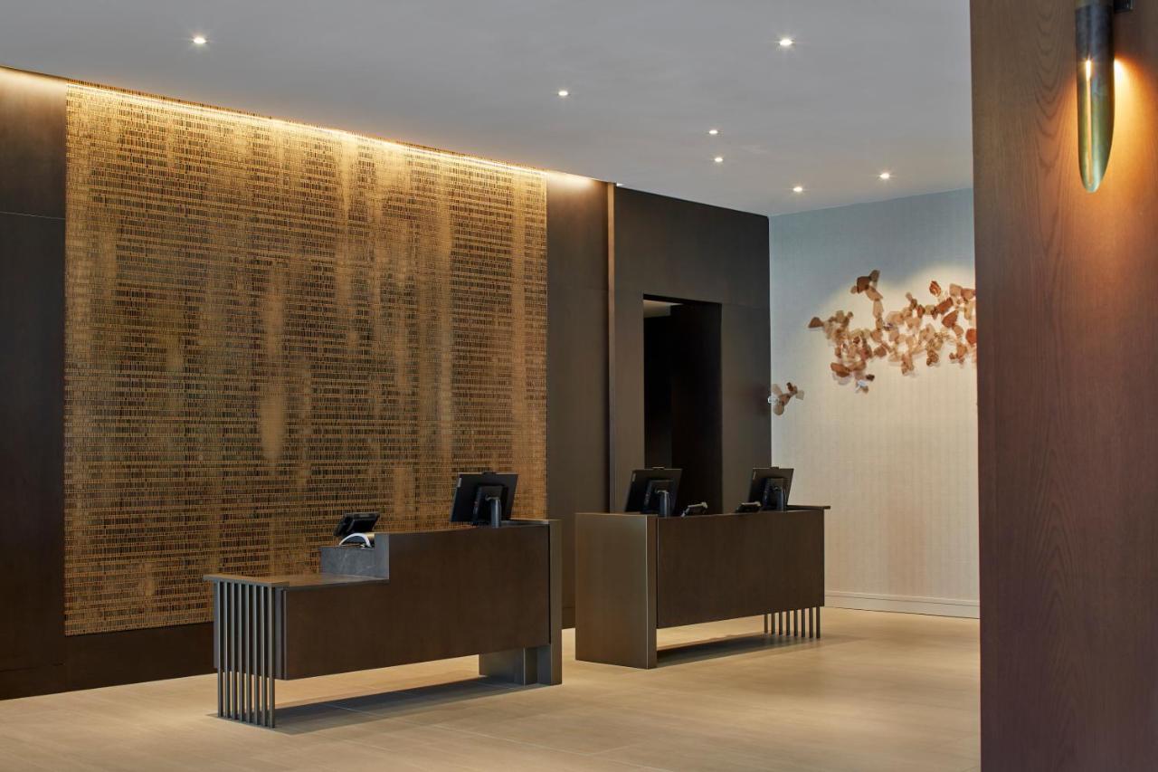 Unc Marriott & Conference Center Hotel 3*