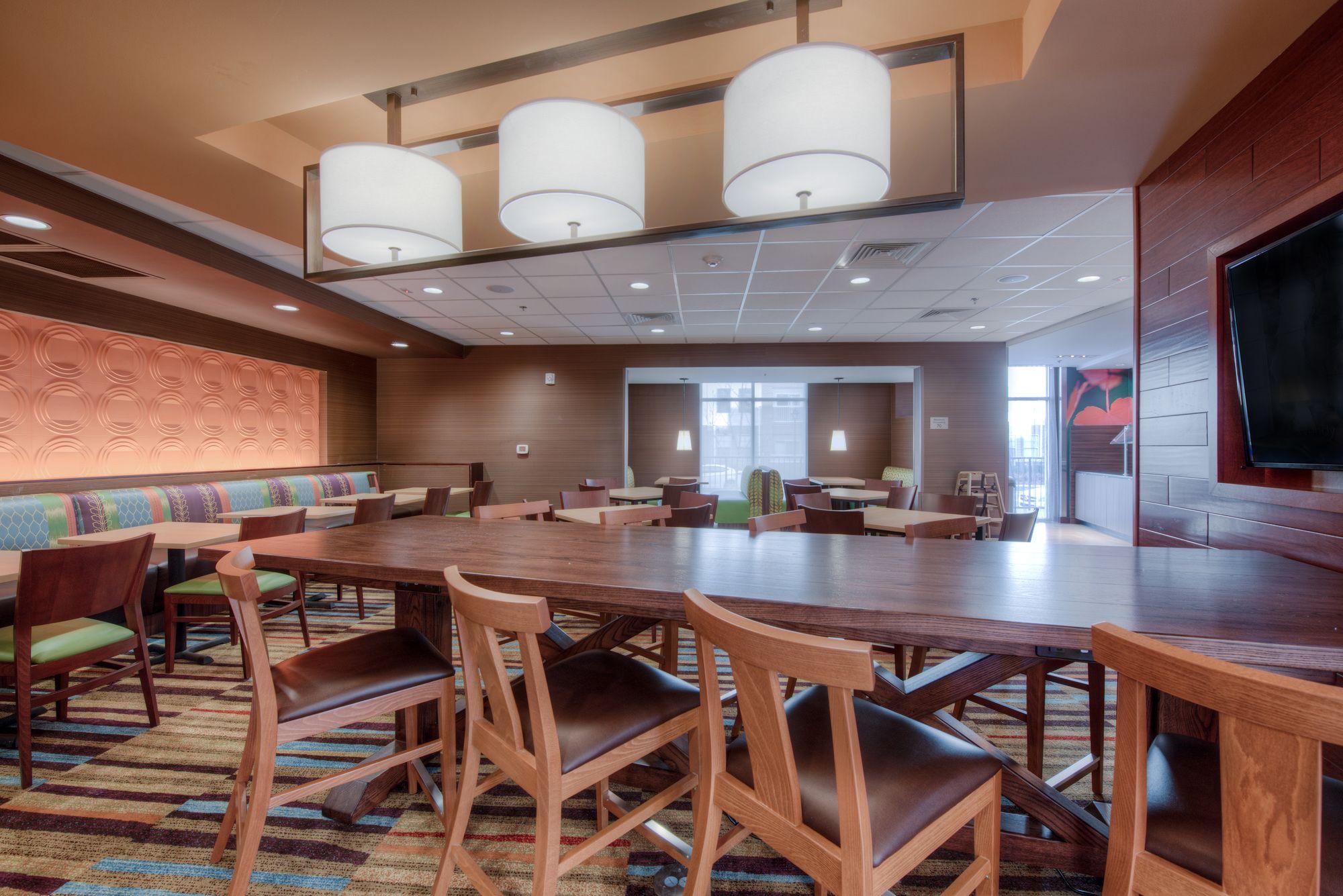 Fairfield & By Marriott Airport Hotel