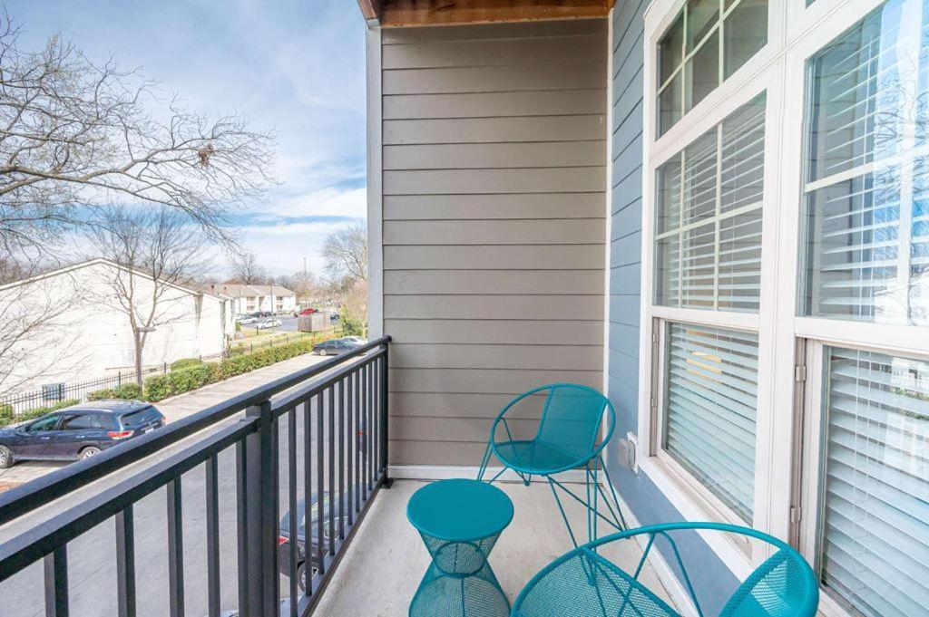 Urban Living 1br In Uptown Area With Pool Apartment