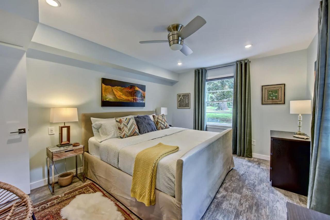 The Collection Clt: 510 Queens - 6 Units Apartment *