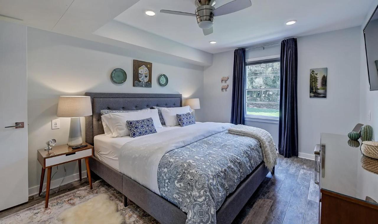 The Collection Clt: 510 Queens - 6 Units *