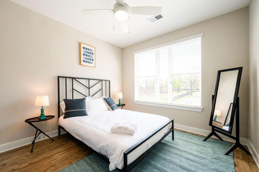 Apartment Vibrant And Spacious 1br W Pool Parking And Gym Charlotte
