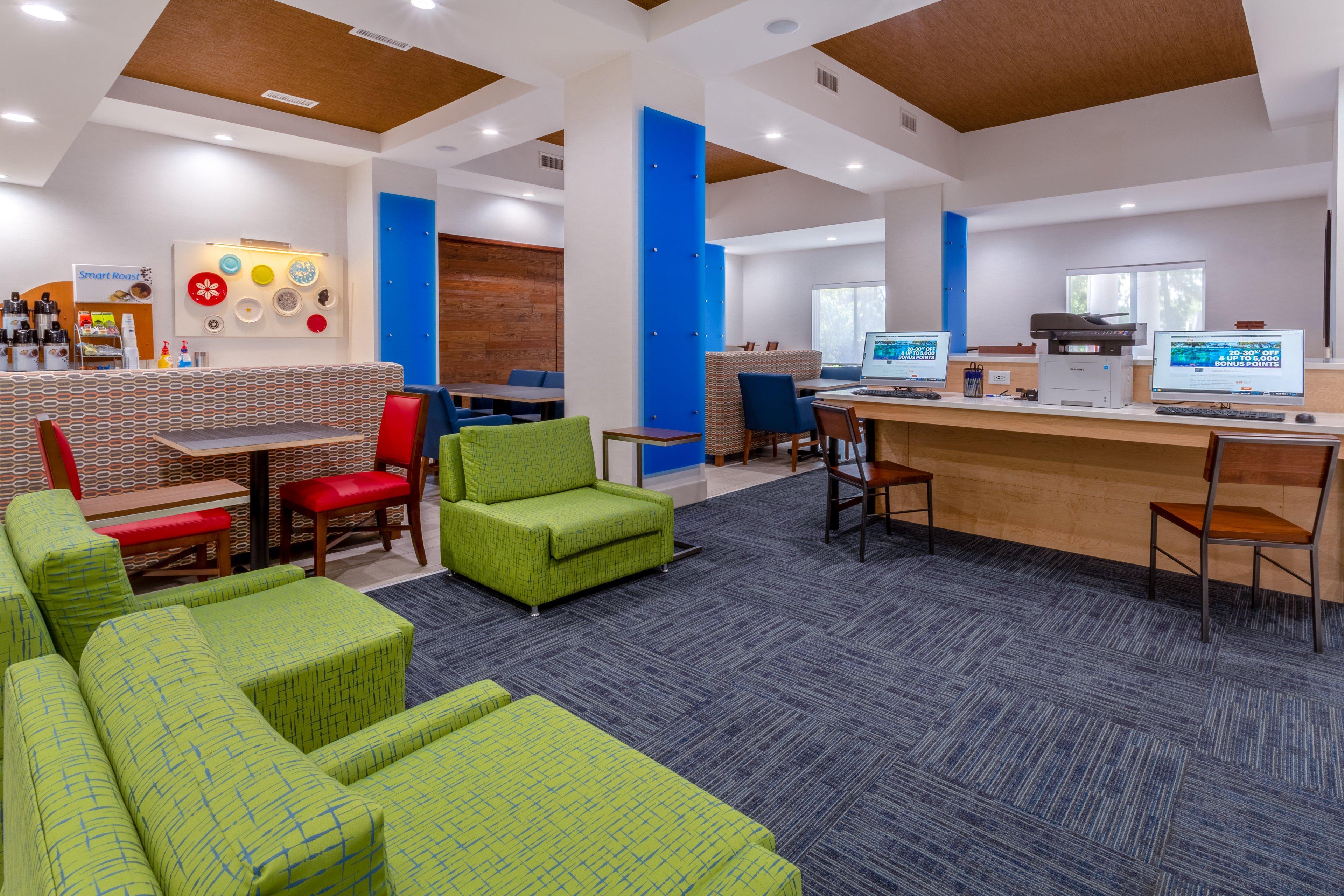 Express Arrowood By Ihg Hotel Charlotte