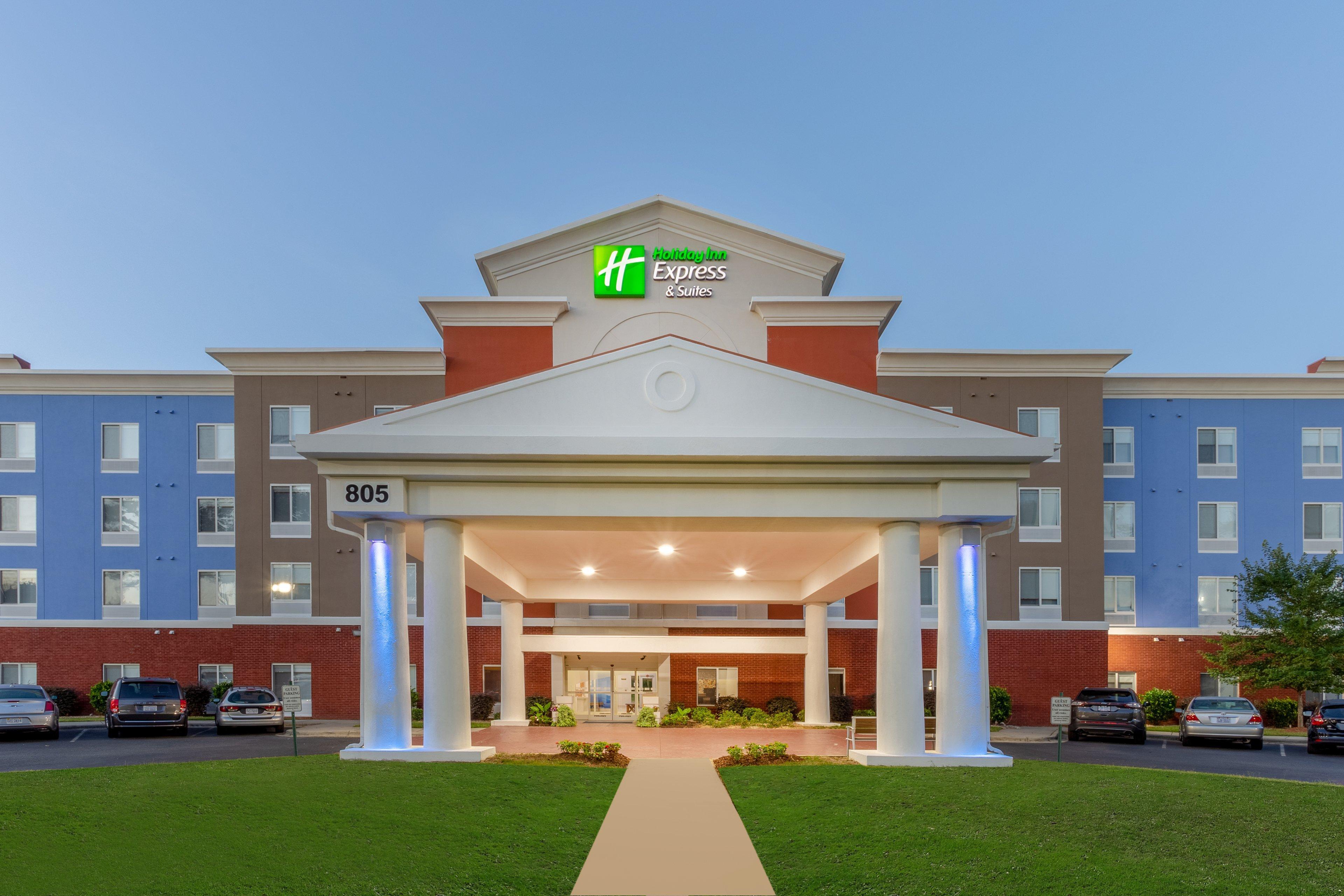 Express Arrowood By Ihg Hotel 2*
