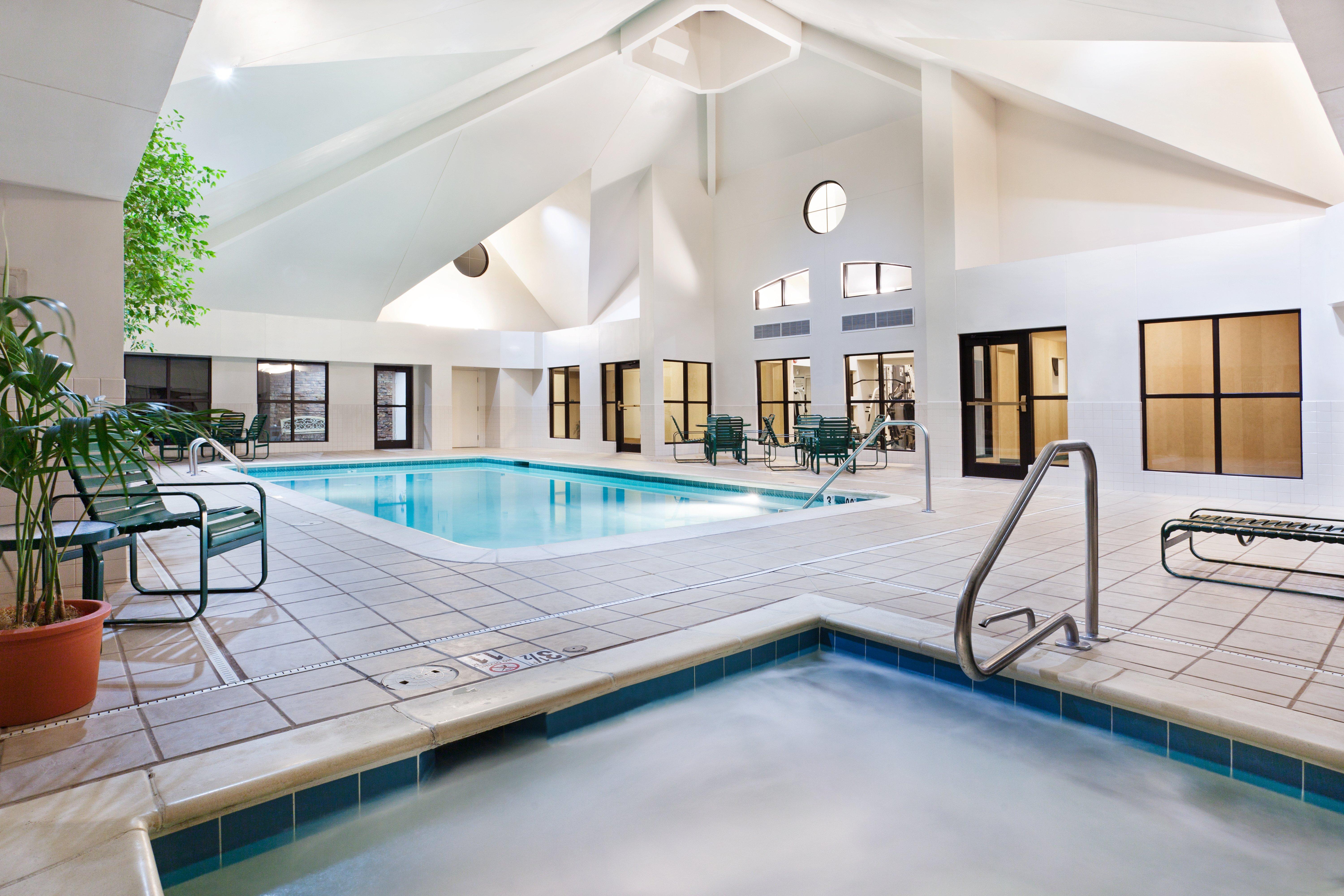 Staybridge - Ballantyne By Ihg Hotel